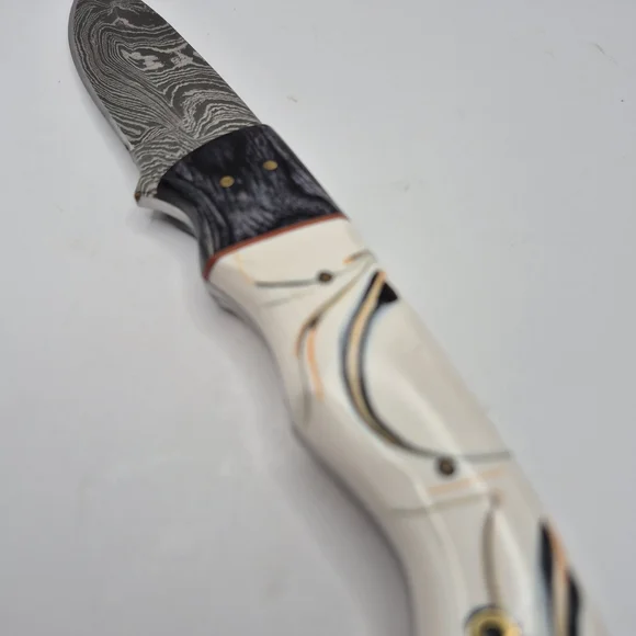 NEW!!! Damascus Steel Knife with Artistic Handle and Leather Sheath - Picture 9 of 11